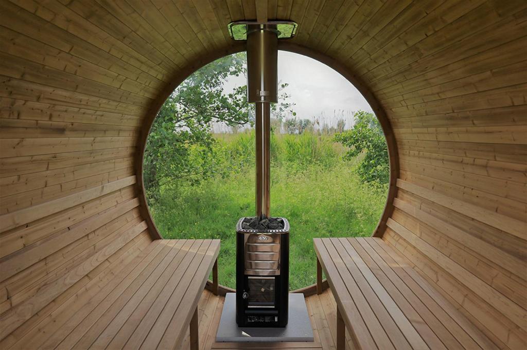 B&B 'Hof Baaiweg' Met Barrelsauna Заутеланде Екстериор снимка